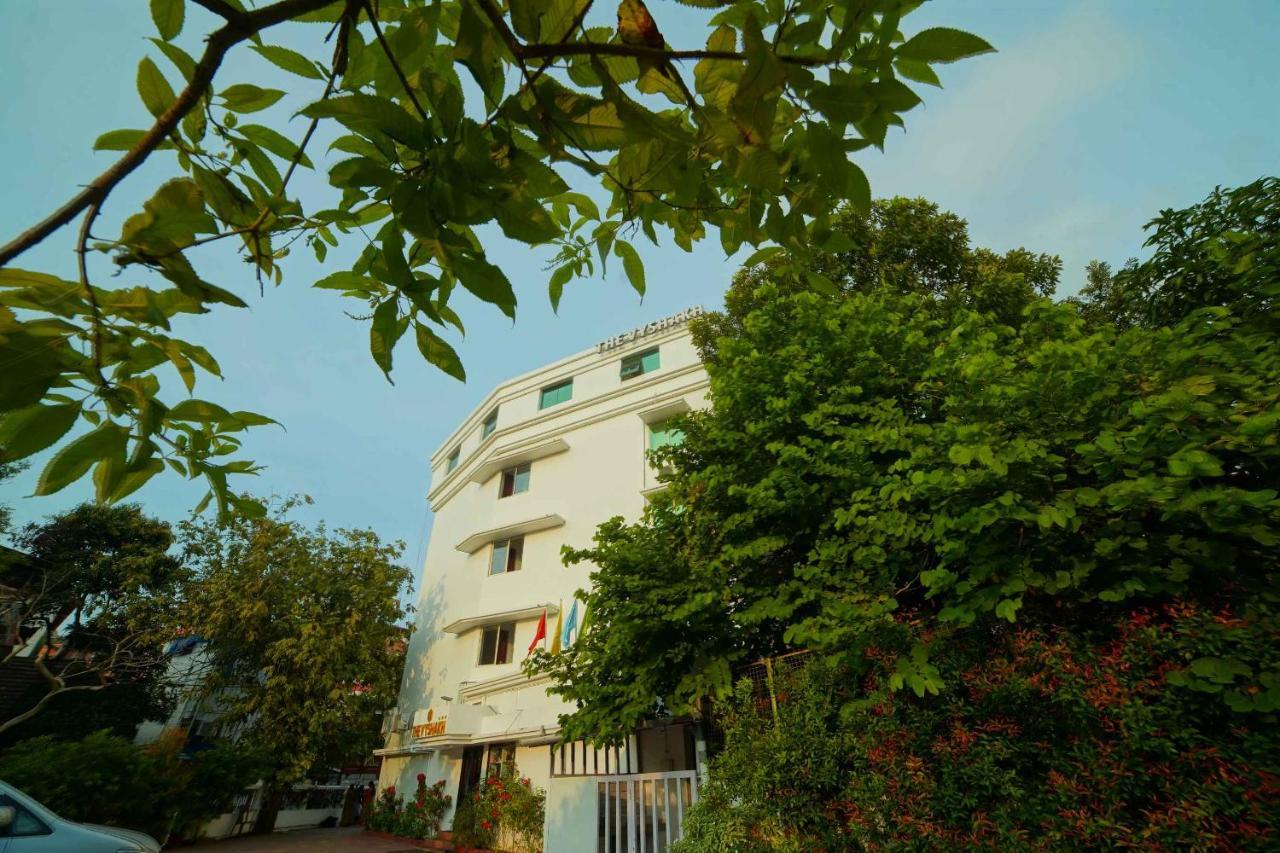 Hotel The Vyshakh Guruvāyūr Exterior foto